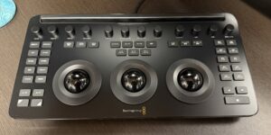 Blackmagic design Micro Color Panelの写真